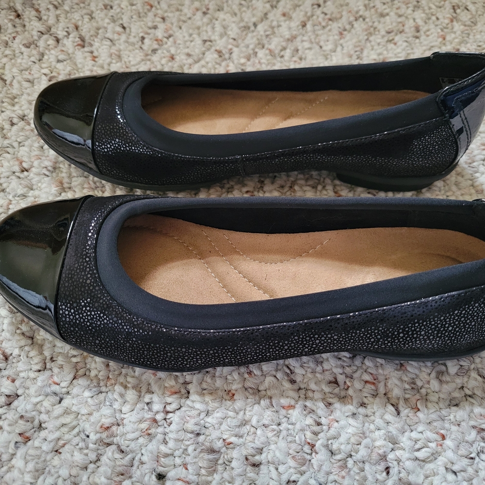 Clarks Black Women's Flats Size 7
